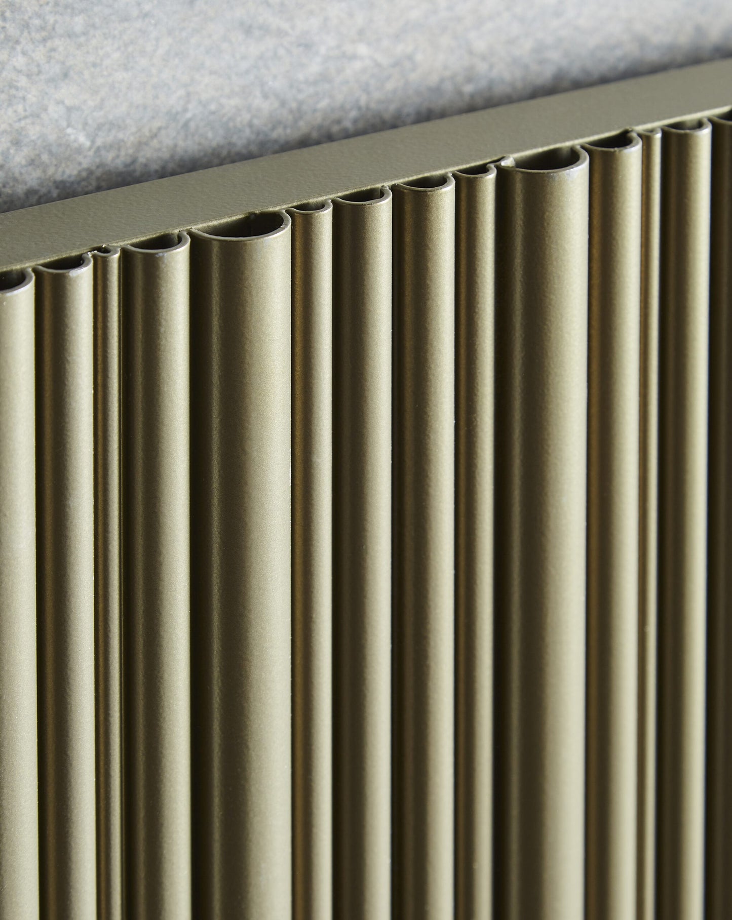 QUEBEC SINGLE 575x1199mm BRONZE